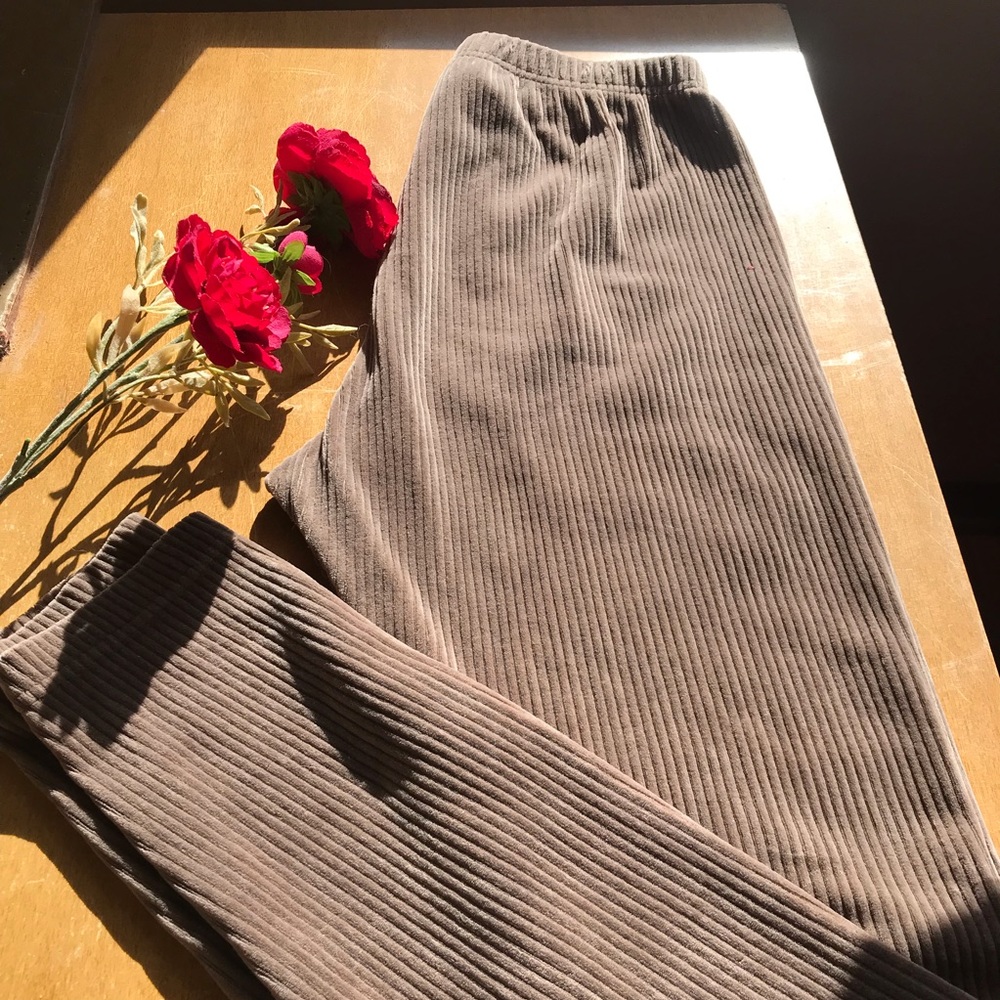 Jones New York- vintage soft leggings light brown